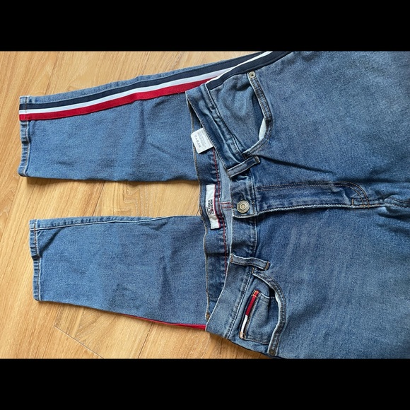 Vintage Tommy Hilfiger Denim Jeans - Picture 4 of 4